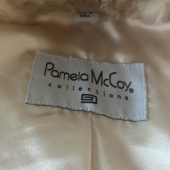 Faux Fur Full Length or MIDI Coat Pamela McCoy - Picture 9 of 11